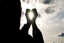 PG游戏下载-三笘薰，从德国争冠战到中国赛场，一手掌控比赛走势的亚洲魔术师